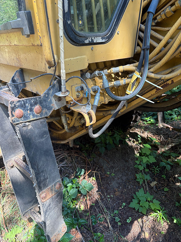 1991 Caterpillar 140G Motor Grader - Image 2