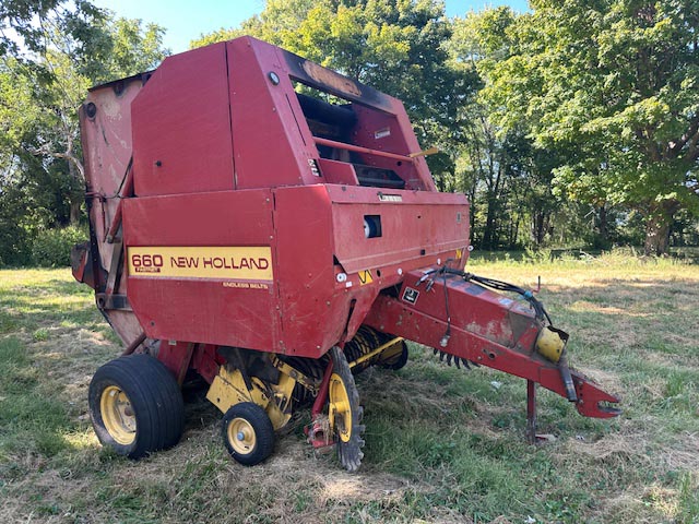 1995 New Holland 660 Baler