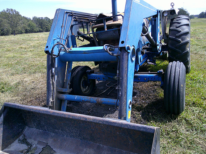 1997 Ford 7600 Tractor - Image 10