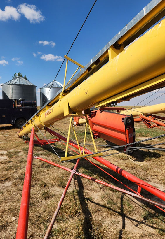 2008 Westfield WR10-71 Auger - Image 4