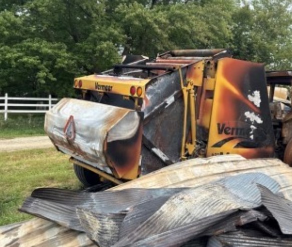 2012 Vermeer 605 Super M Baler