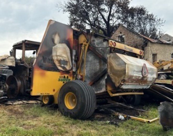 2012 Vermeer 605 Super M Baler - Image 5