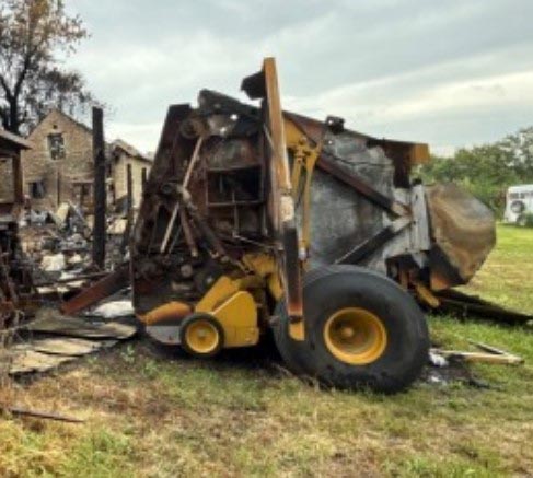 2012 Vermeer 605 Super M Baler - Image 7