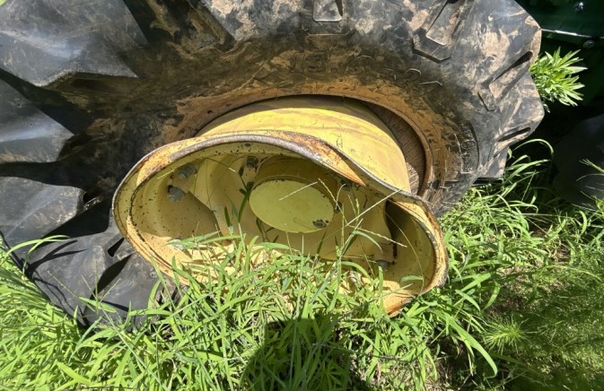 2012 John Deere 6115D Tractor - Image 15