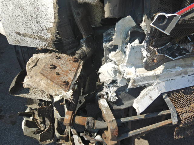 2013 Volvo VNL670 - Image 10