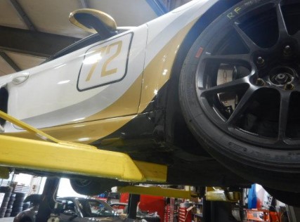 2016 Porsche Cayman GT4 Clubsport - Image 10