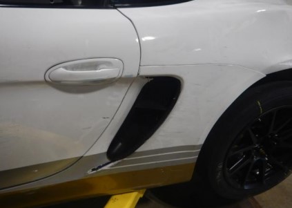 2016 Porsche Cayman GT4 Clubsport - Image 16