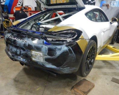 2016 Porsche Cayman GT4 Clubsport - Image 3