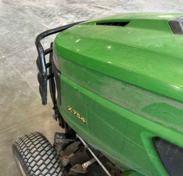 2017 John Deere X754 Tractor - Image 10