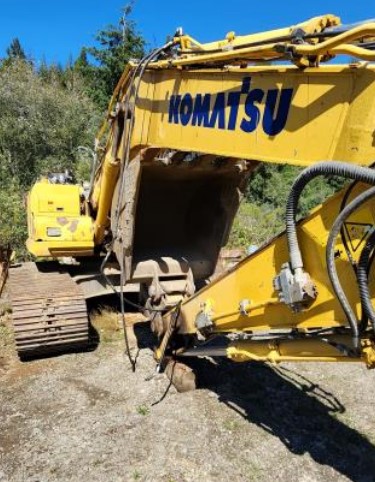 2017 Komatsu PC210 LC Excavator - Image 5