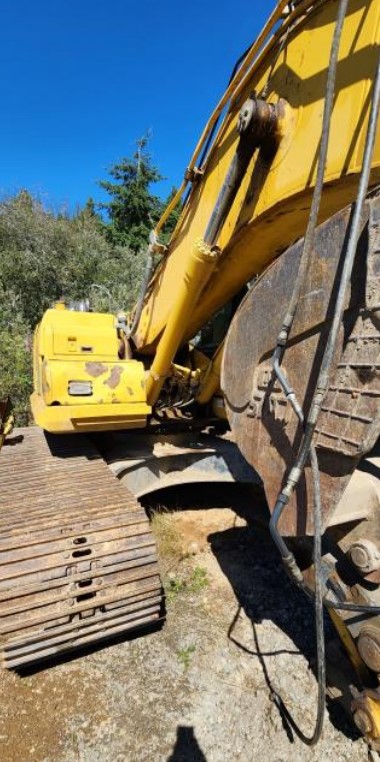 2017 Komatsu PC210 LC Excavator - Image 6