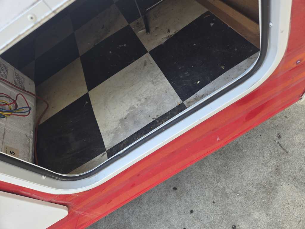 2017 Riverside Retro Camper - Image 16