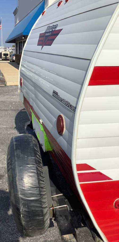 2017 Riverside Retro Camper - Image 9