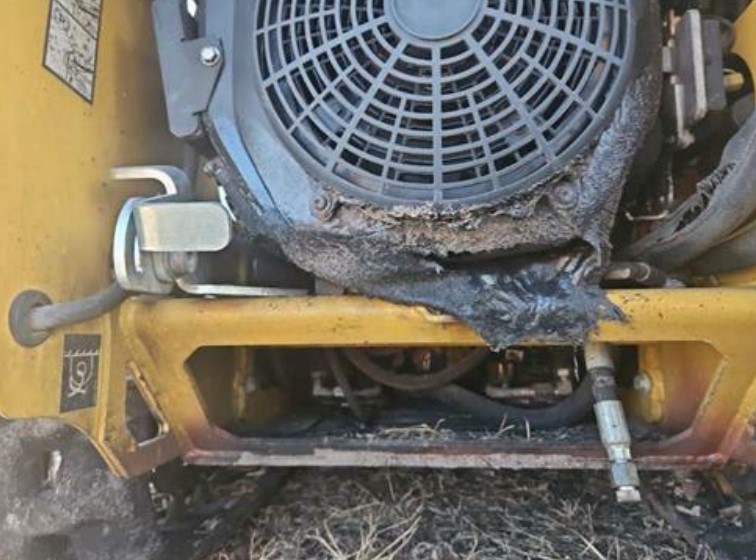 2023 Vermeer SC30TX Track Stump Grinder - Image 11