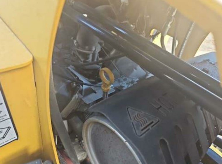 2023 Vermeer SC30TX Track Stump Grinder - Image 13