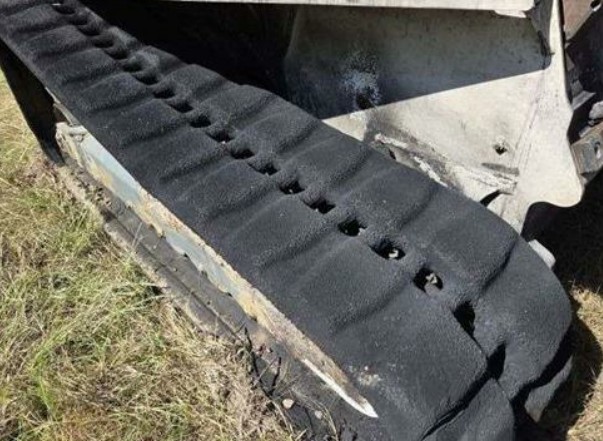 2025 Takeuchi TL 12V2 Skid Steer - Image 14