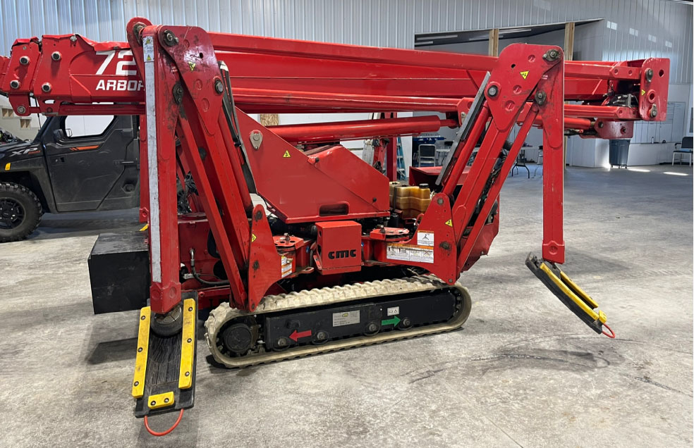 2021 CMC 72HD Arbor Pro Spider Lift - Image 9