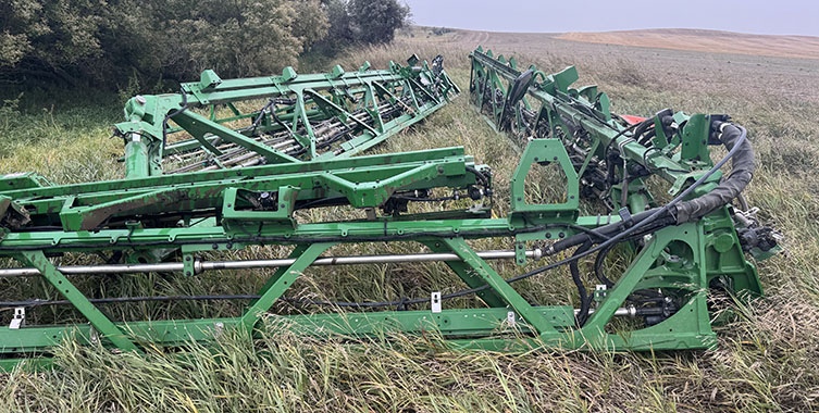 2025 John Deere 616R Sprayer - Image 18