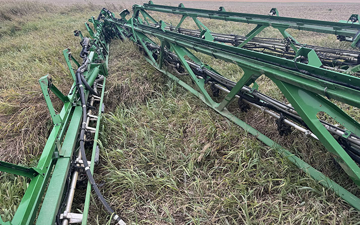 2025 John Deere 616R Sprayer - Image 13