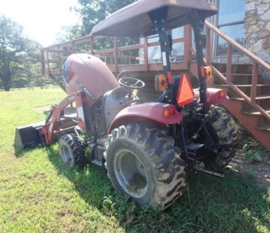Case IH Farmall 30C Tractor - Image 4
