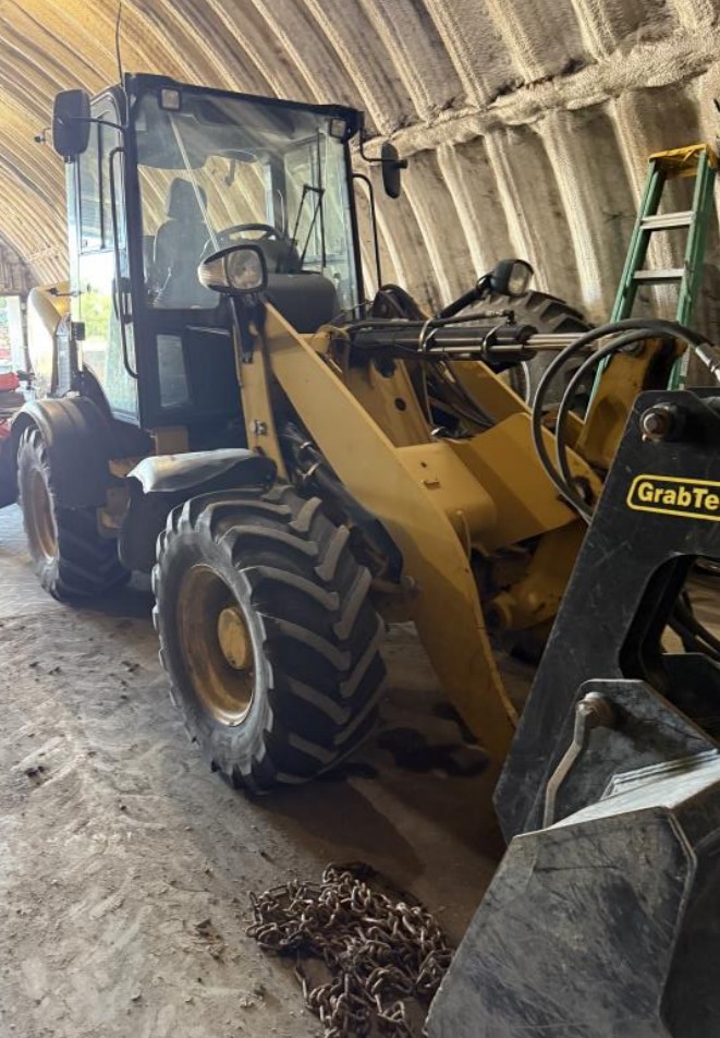 2013 Caterpillar 908H Wheel Loader - Image 3