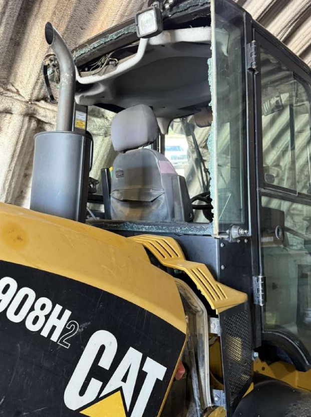 2013 Caterpillar 908H Wheel Loader - Image 6