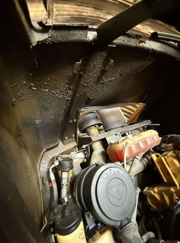 2013 Caterpillar 908H Wheel Loader - Image 8