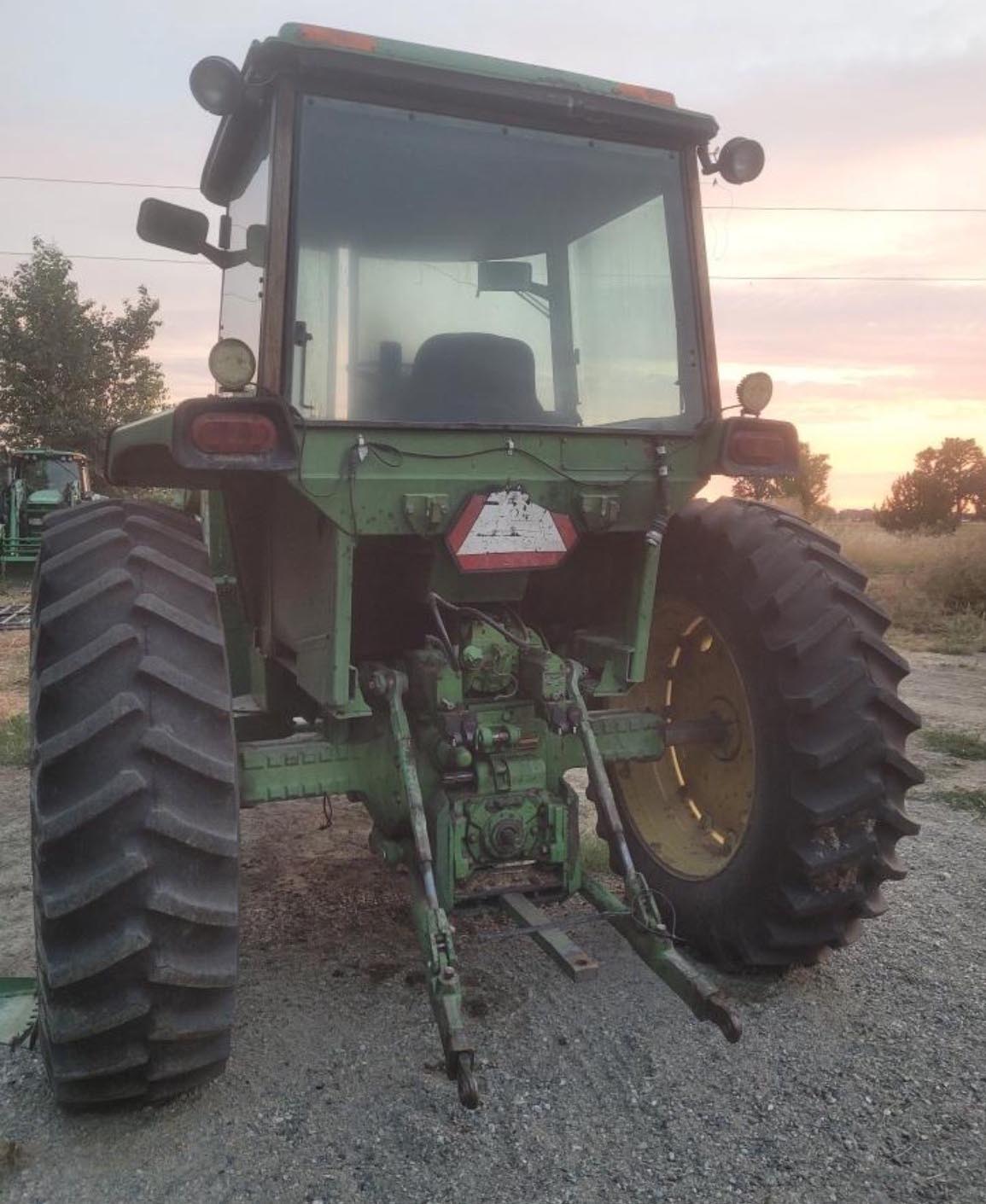 1976 John Deere 4430 Tractor - Image 4
