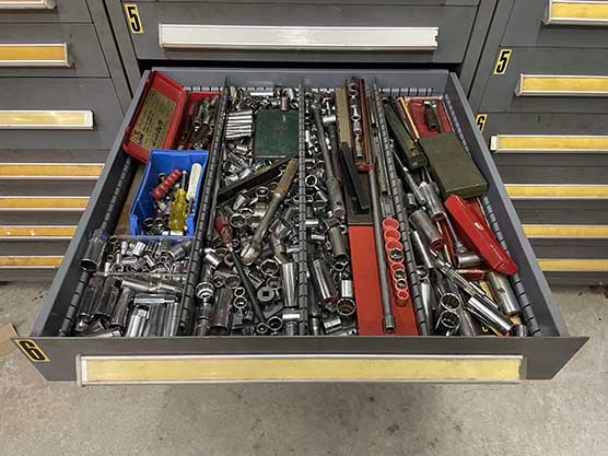 Various Machinery and Tools - Image 6