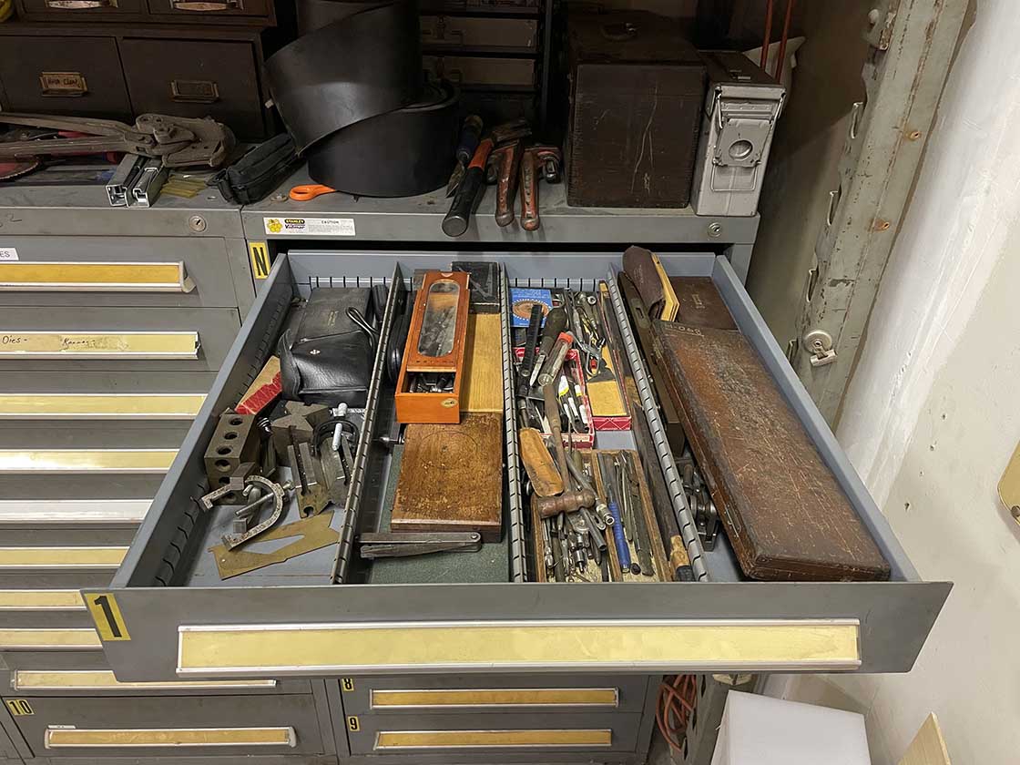 Various Machinery and Tools - Image 11