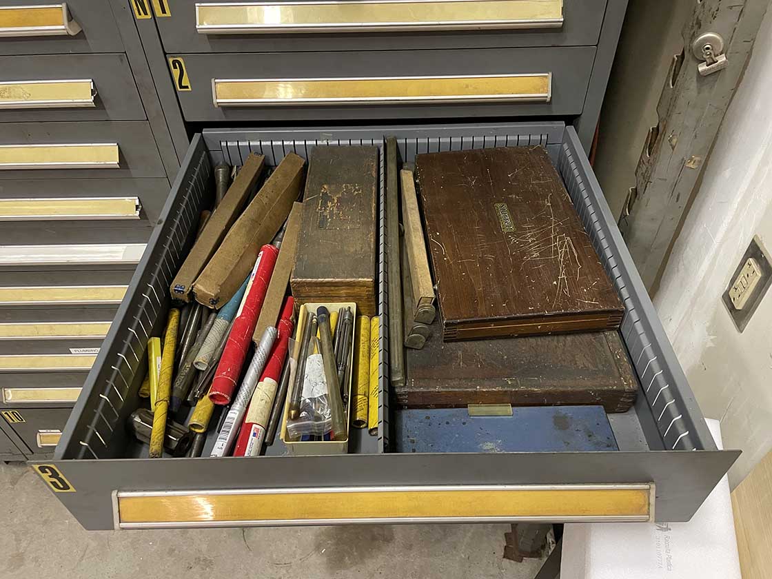 Various Machinery and Tools - Image 13