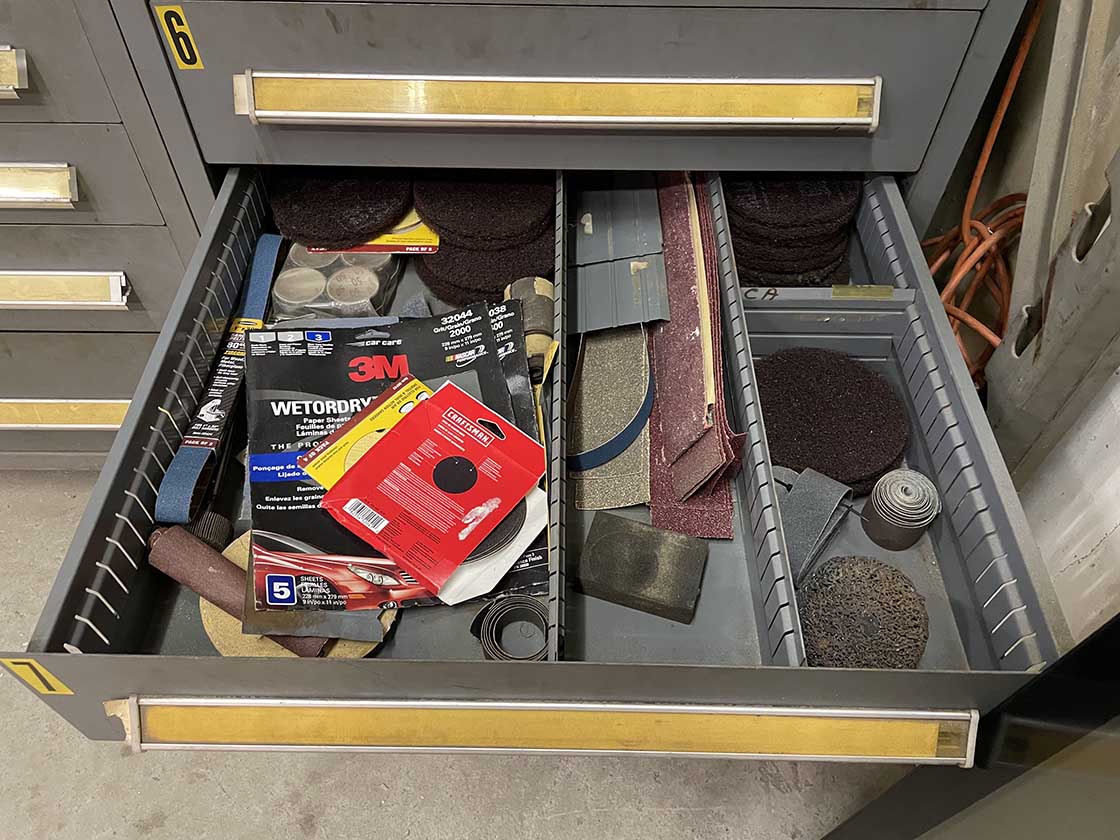 Various Machinery and Tools - Image 17