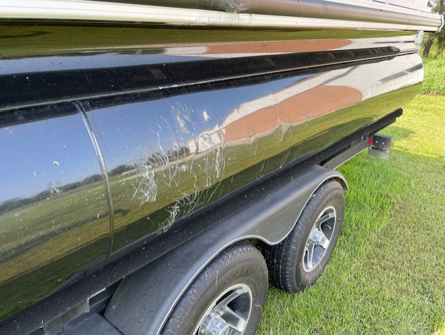 2023 Ranger 220FC 22’ Pontoon Boat - Image 4