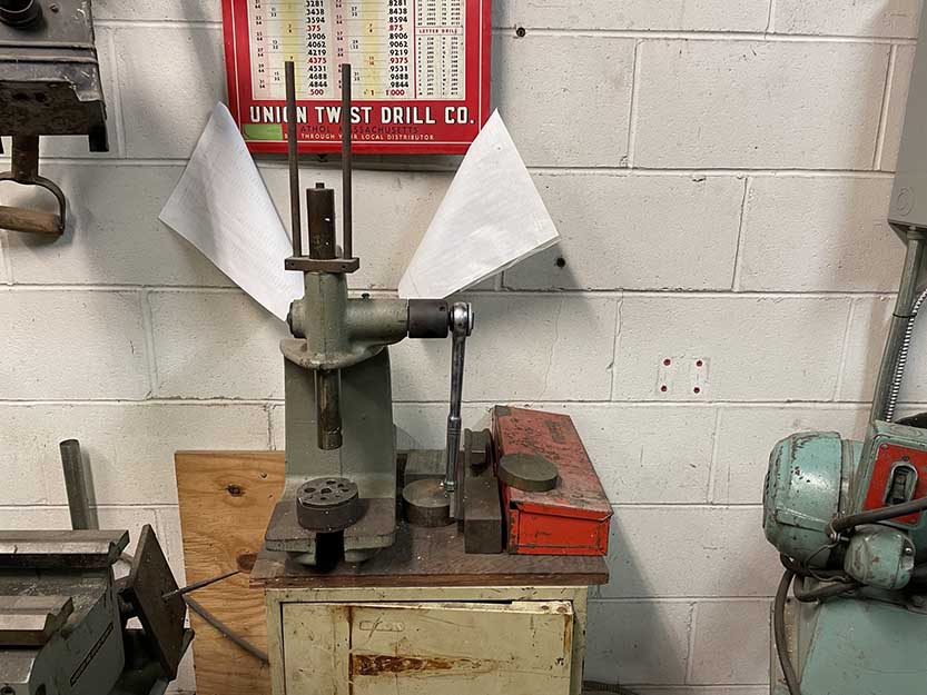 Various Machinery and Tools - Image 20