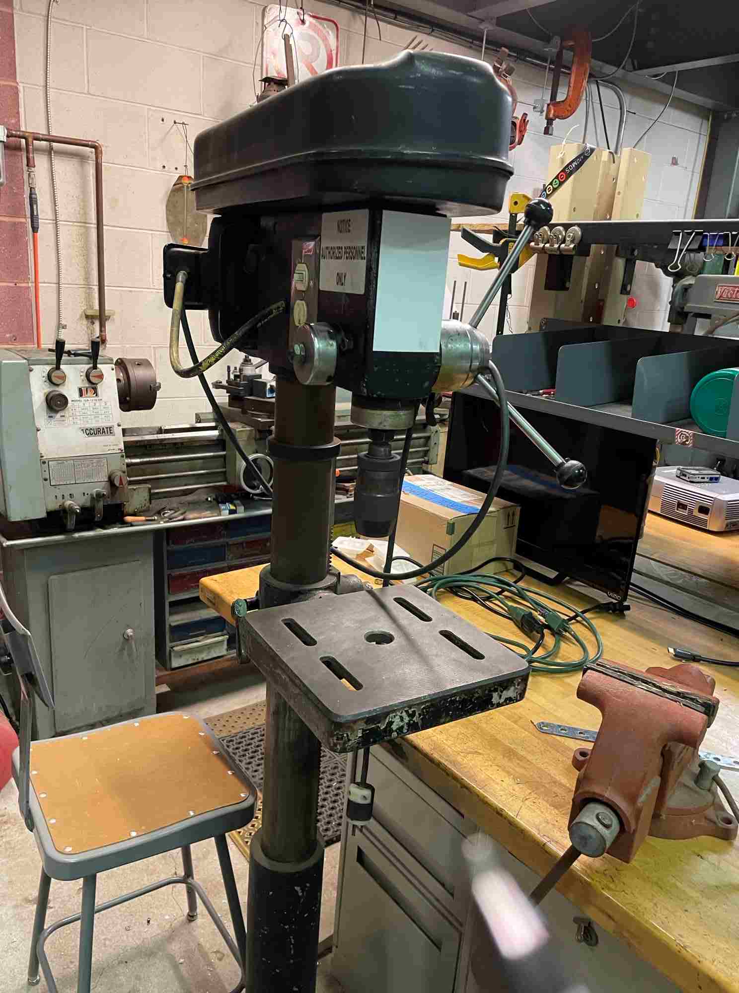 Various Machinery and Tools - Image 29