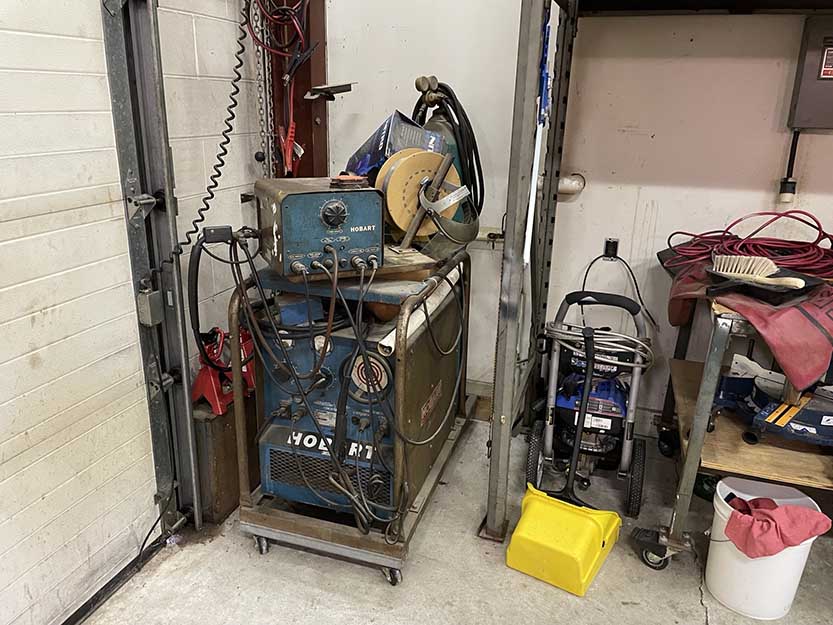 Various Machinery and Tools - Image 22