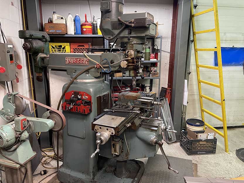 Various Machinery and Tools - Image 25