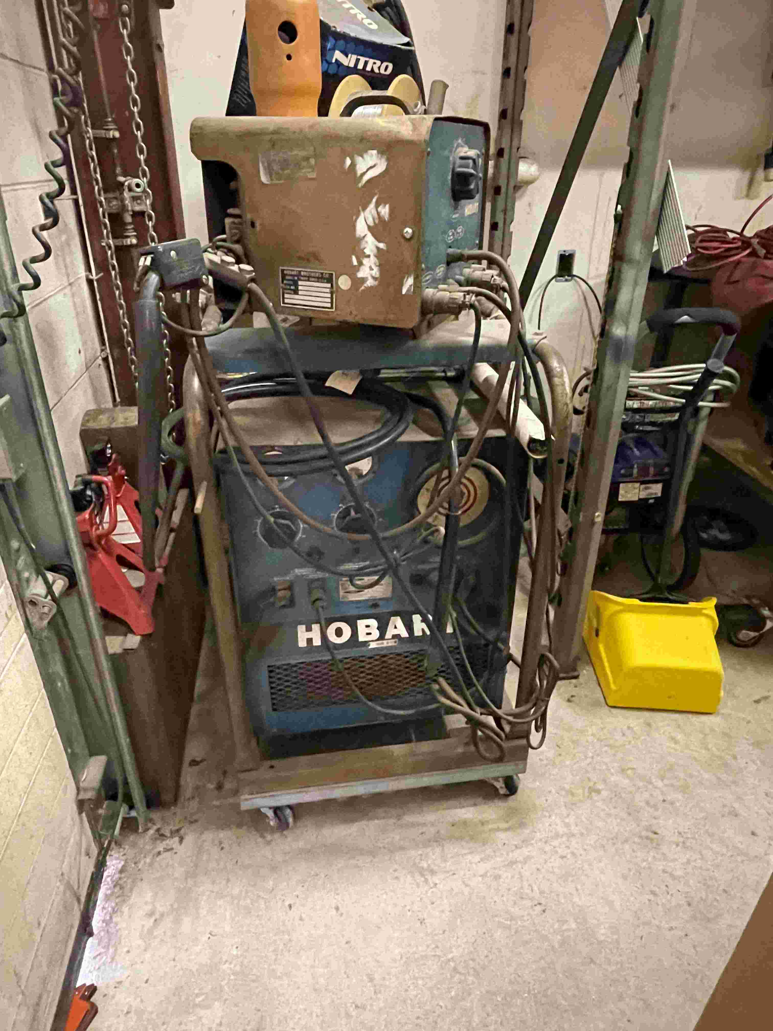 Various Machinery and Tools - Image 28