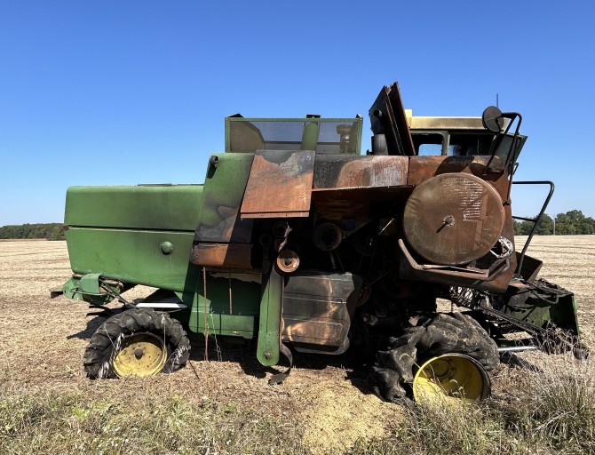 1978 John Deere 7700 Turbo Combine - Image 3