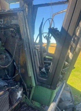 1981 John Deere 7720 Combine
