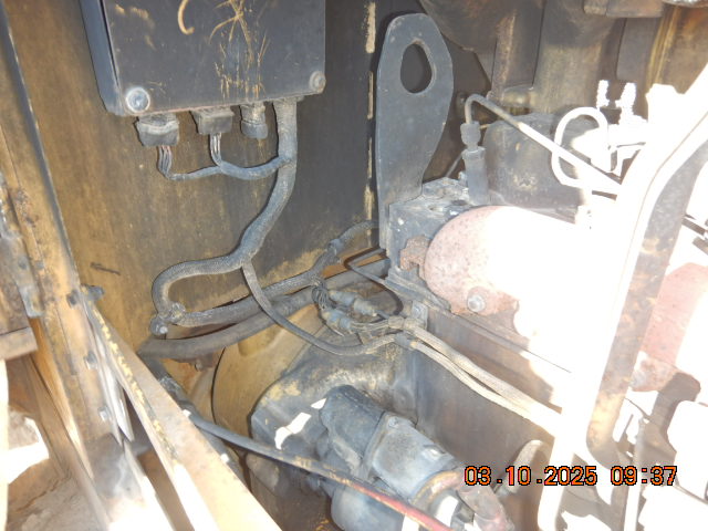 1991 Caterpillar 816B Compactor - Image 16