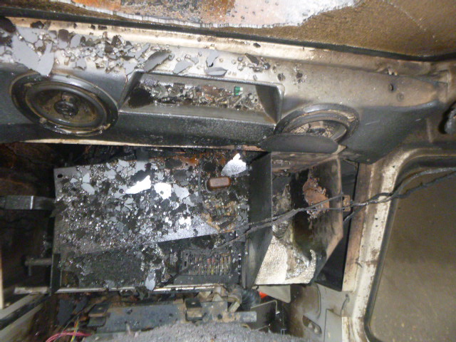 1995 Kobelco SK100 Excavator - Image 11