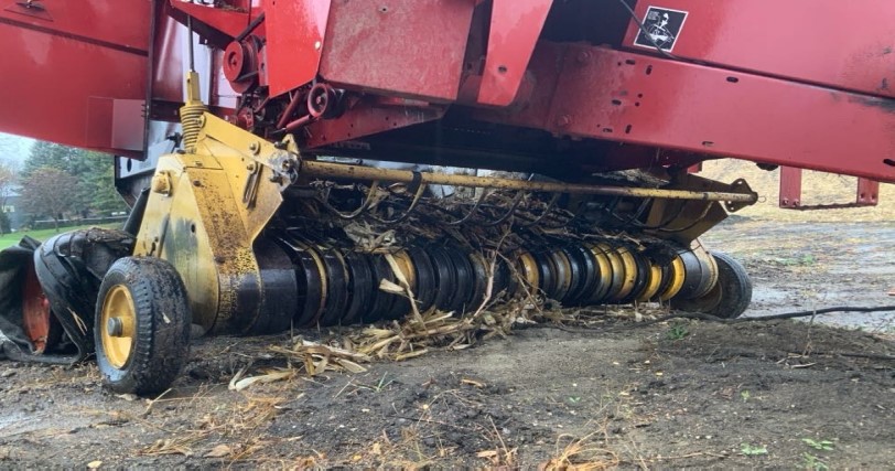 1997 New Holland 644 Baler - Image 10