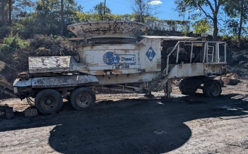 2000 Diamond Z Tub Grinder - Image 4