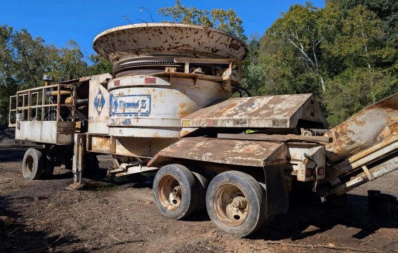 2000 Diamond Z Tub Grinder - Image 8