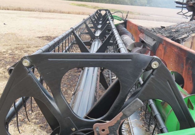 2003 John Deere 630F Hydraflex Header - Image 7