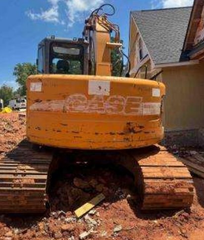 2004 Case 135 SR Excavator