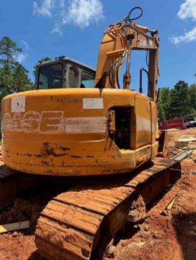 2004 Case 135 SR Excavator - Image 2