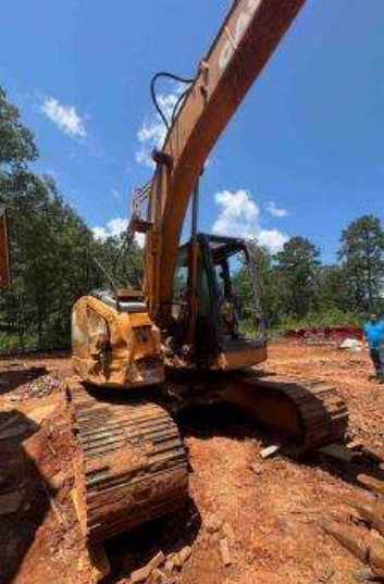 2004 Case 135 SR Excavator - Image 3