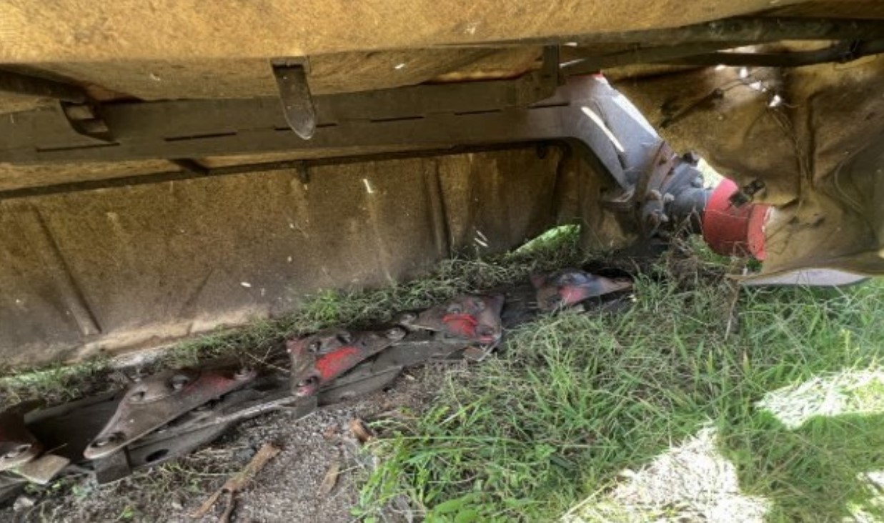 1968 John Deere 4020 Tractor/2007 Vicon CM-2800 Mower - Image 3